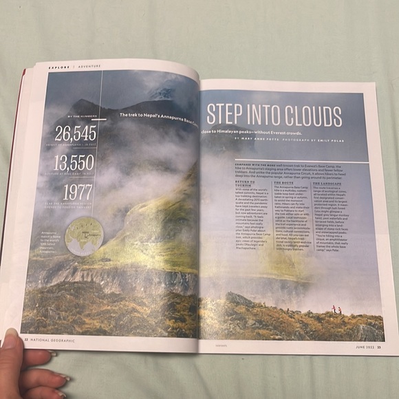 National Geographic Magazine June 2022 The Power of Touch - Picture 11 of 16